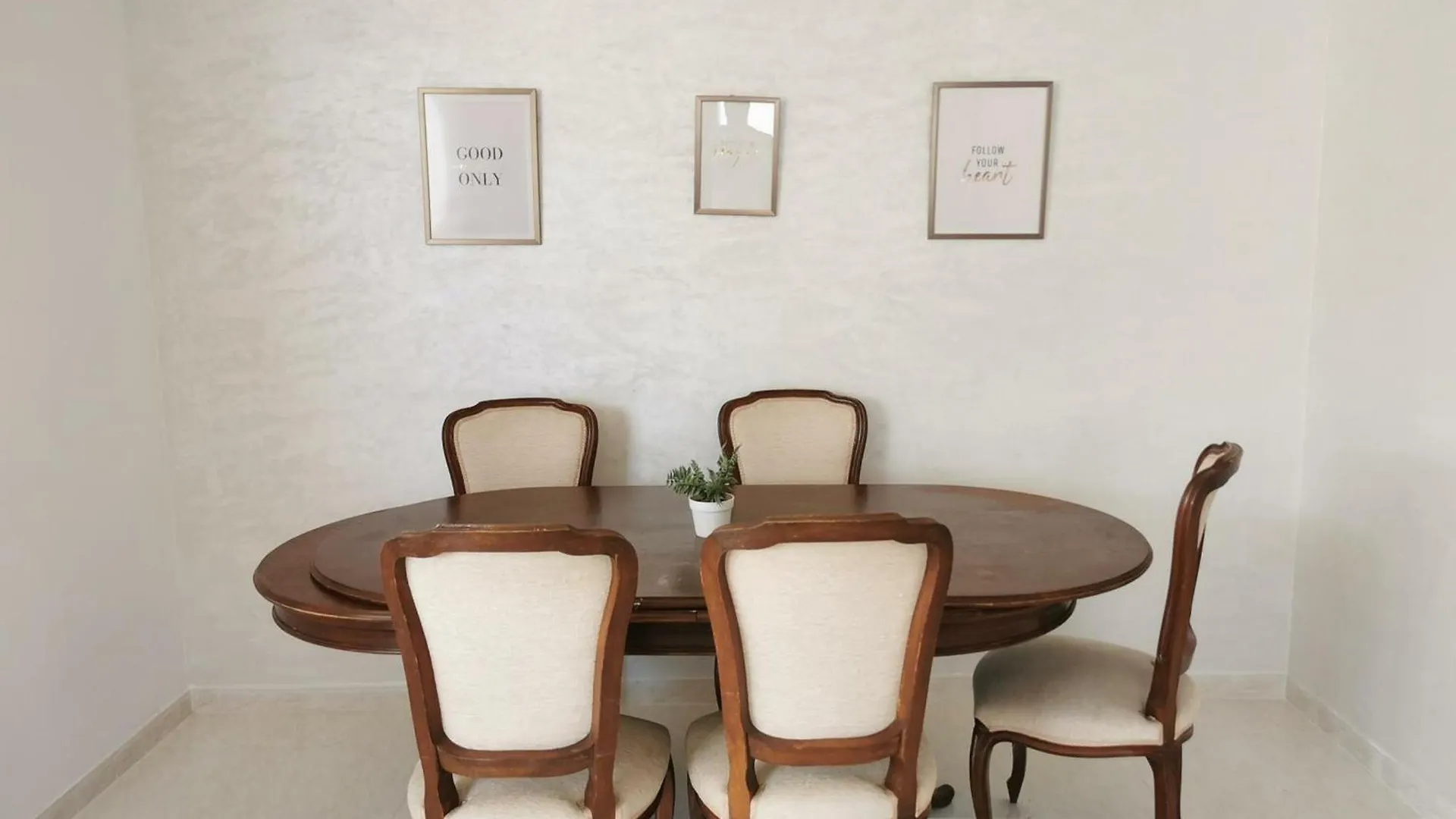 Apartamento Acogedor A 400M De La Playa En Llanca, Con Terraza Y Bano Hidromasaje - Es-89-135 Spain